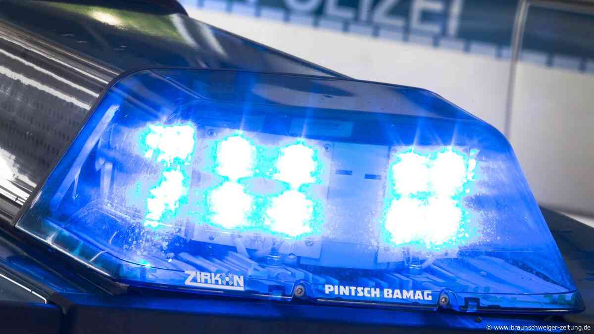 Zwei Männer rauben 15-Jährigen in Salzgitter aus