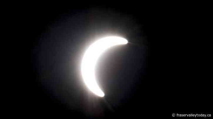 Fluid in eye cells can ‘boil’ if you watch the eclipse without protection: expert