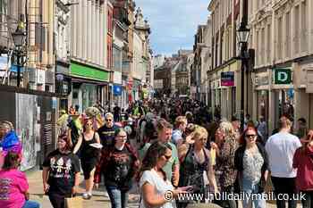 Hull’s Whitefriargate comes alive with free Easter fun event