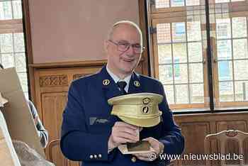 Commissaris Wim Merlevede (62) gehuldigd bij afscheid na 37 jaar dienst in zelfde zone: “Een monument”