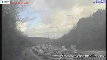 M40: Serious crash on Good Friday closes motorway