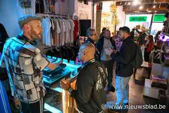 Little Shop of Hoarders viert Pasen met ‘instore gig’ boordevol ‘boopbap hiphop’: “Zoals de New Yorkse traditie dat betaamt”