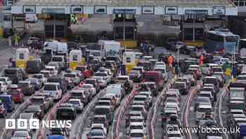 Delays at Dover as millions begin Easter getaway