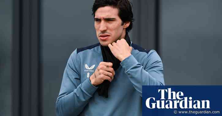 Newcastle’s Eddie Howe urges FA not to ‘throw the book’ at Sandro Tonali