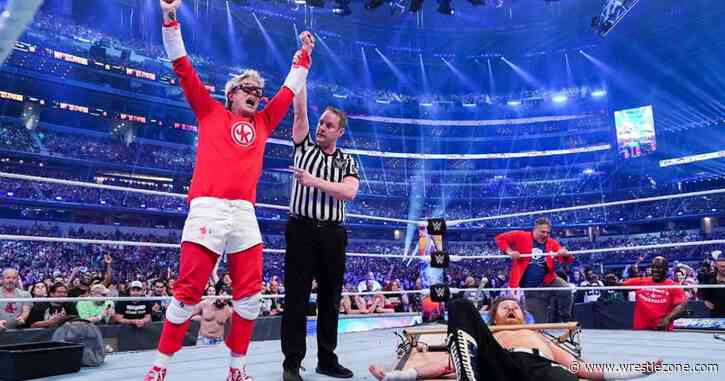 Johnny Knoxville On Sami Zayn: I Still Want To Punch Him In His Stupid Face