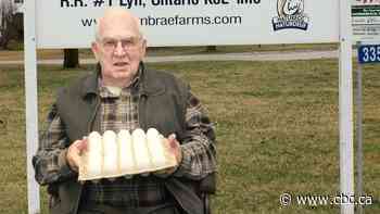 Patriarch of Canada's largest family-owned egg farm dies at 94