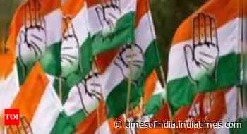 Congress ticket for Karnataka netas' kin, Moily out