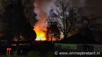 112-nieuws: brand op chaletpark Ommel • bestelbus strandt op A58
