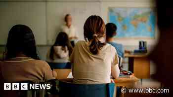 Union calls for teacher guidance on restraining pupils