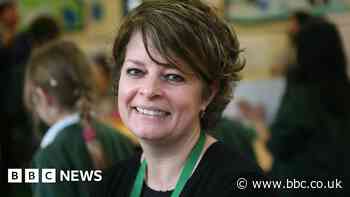 Teachers back call for suicide prevention training