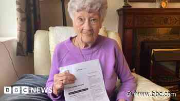 Smart meter left woman, 87, scared to turn heat on