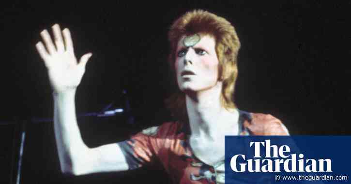 ‘Bowie said he’d sell his soul to be famous’: Suzi Ronson on sex, ruthless ambition – and dyeing David’s hair red