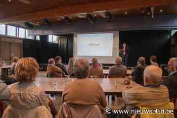 Fusiegemeenten zoeken samen naar wat hen kenmerkt tijdens fusieworkshop