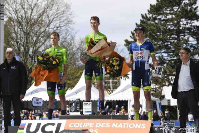 Axel Van den Broek sprint naar derde plaats op Parijs-Roubaix voor junioren: “Dit pak wordt ingekaderd”