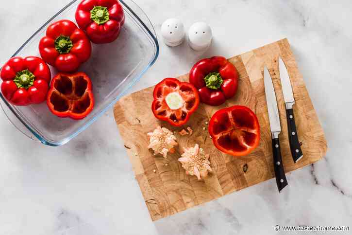 How to Freeze Peppers When You Buy in Bulk