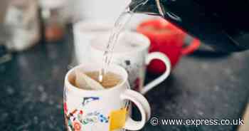 Mug stains will ‘magically disappear’ in 5 minutes using common kitchen cupboard item