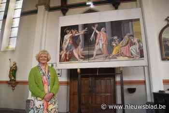 Huisarts Ria herwerkt iconisch schilderij met haar eigen familie in glansrol