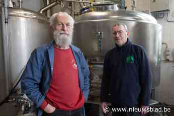 Jef (74) en Dirk (67) verhuizen na 20 jaar hun brouwerij: “We gaan dat uiteraard vieren met een feestbier”