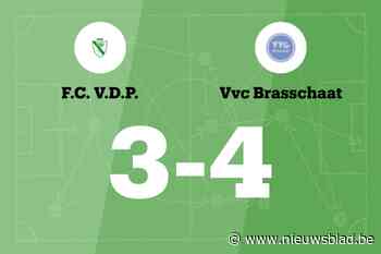 Lenaerts scoort drie keer voor Brasschaat B in wedstrijd tegen F.C. V.D.P.