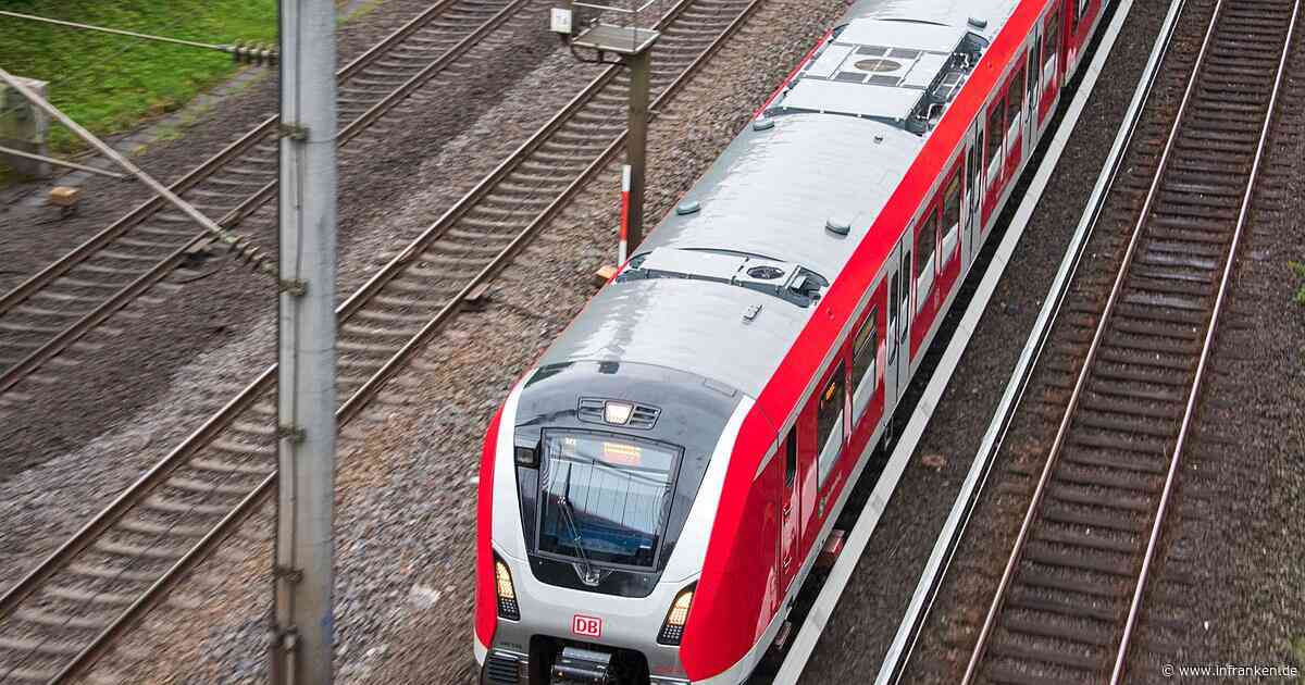 Notarzteinsatz in Kreis Schweinfurt legt Bahnverkehr lahm - auch Bamberg betroffen