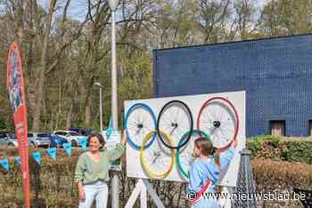 “Wie sport, wint altijd”: belevingswandeling rond Olympische Spelen in gemeentepark geopend