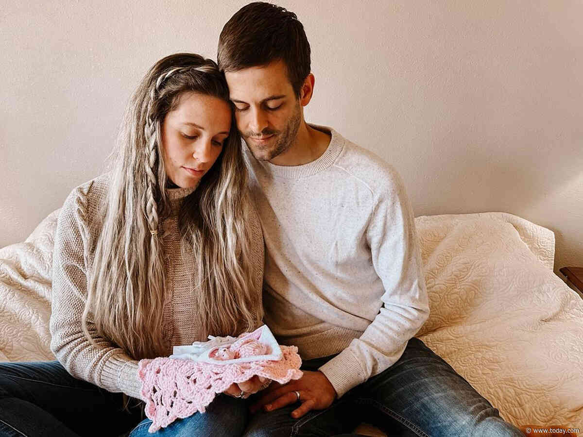 Jill Duggar Dillard and husband Derick Dillard announce stillbirth of daughter at 4 months