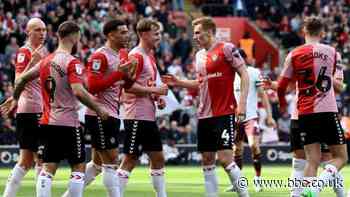 Southampton score late winner to beat Watford