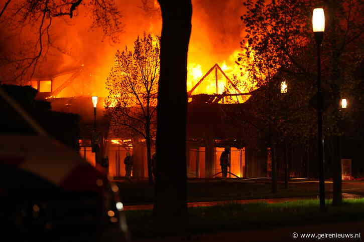 Grote brand verwoest voormalige meubelzaak