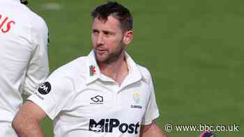 Cooke ton puts Glamorgan on top against Derbyshire