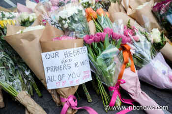 Officer, bystanders hailed for confronting and stopping a man who killed 6 at a Sydney shopping mall