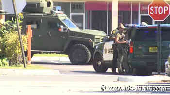 Deputies, SWAT respond after shooting at Lauderdale Lakes shopping plaza injures 1
