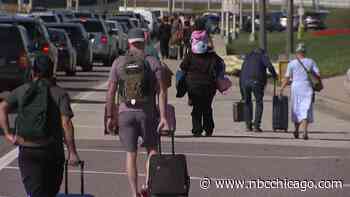 VIDEO: O'Hare travelers walk from freeway to terminal as lanes blocked due to protest