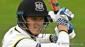 County Championship: Gloucestershire batters secure draw with Yorkshire