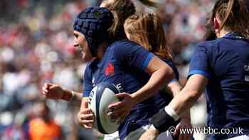France cruise past Italy to remain unbeaten