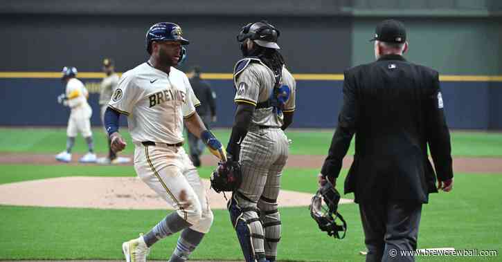 After disastrous inning, Brewers lose, 7-3, against the Padres