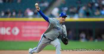 Lugo pitches 7 crisp innings as the Royals beat the White Sox 2-0
