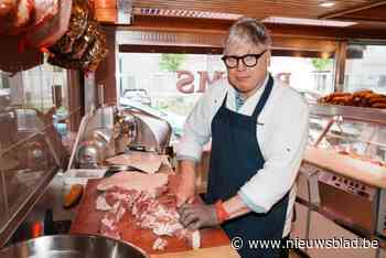 Slager Hans (57) bereidt nog altijd vlees zoals in de tijd van zijn grootmoeder: “Pa en ik zijn de enigen die het recept kennen”