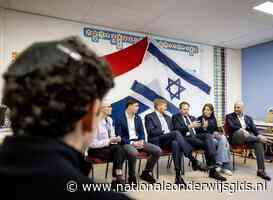 Koning brengt bezoek aan Joodse basisschool in Amsterdam-Zuid