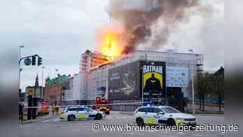 Historische Börse in Kopenhagen in Flammen – Turm kollabiert