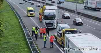 Rommel op A12 bij Ede door ongeval: twee rijstroken dicht