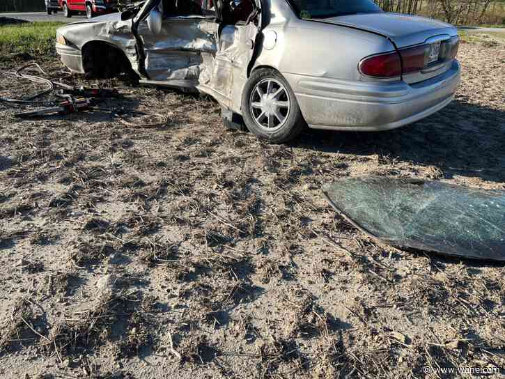 Driver dies after crashing into SUV in Kosciusko County