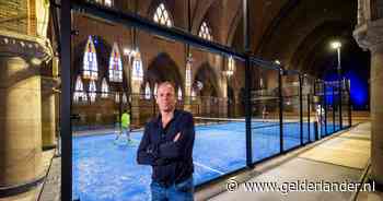 Unieke kans voor wie gek is op padel: liefhebber van de sport bouwt baan op bijzondere locatie