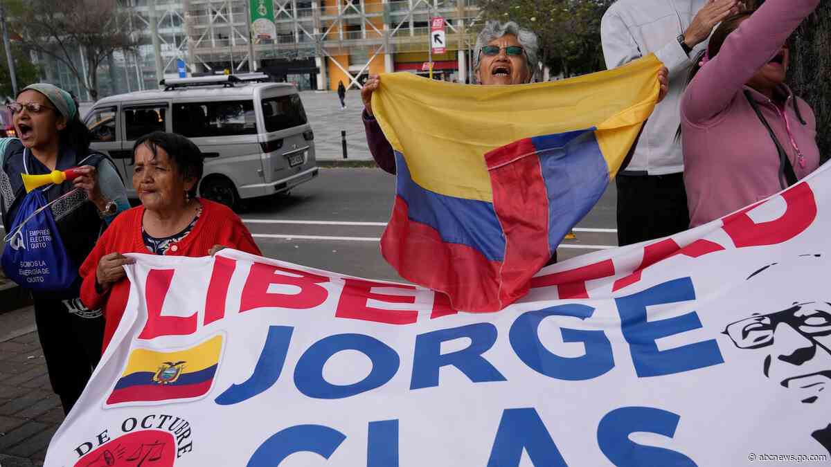 Venezuela closes embassy in Ecuador to protest raid on Mexican embassy there