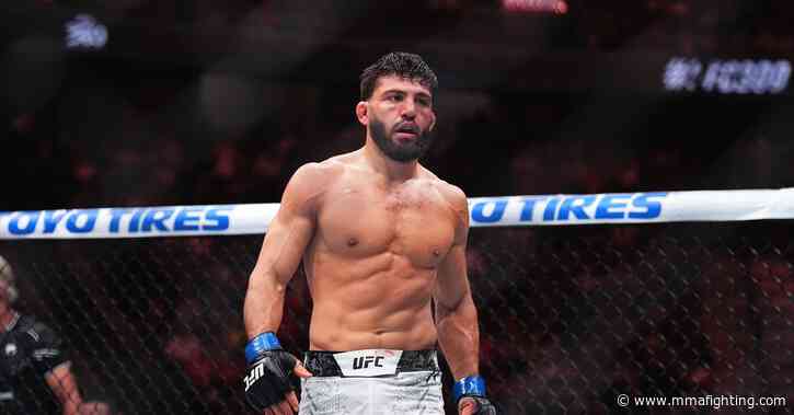 Arman Tsarukyan explains why he passed on UFC 302 title fight with Islam Makhachev