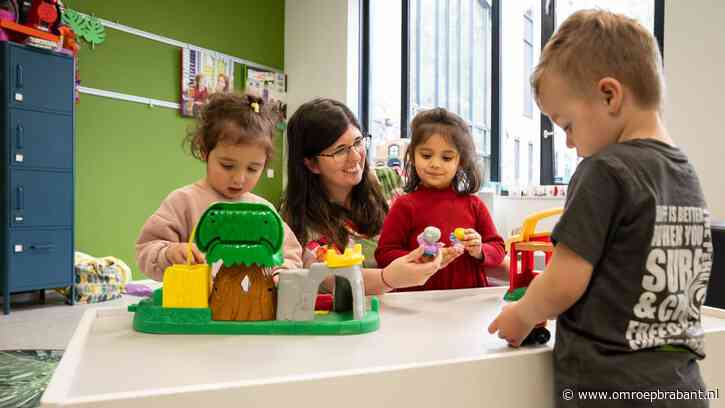 Vrouwen van expats gaan in de kinderopvang werken: 'Oplossing voor tekort'