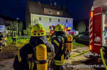 FW Finnentrop: Feuer in Mehrfamilienhaus
