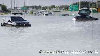 Dubai unter Wasser: Bilder zeigen Ausmaß der tödlichen Unwetter