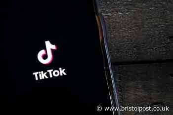 Simple hack that lets you watch TikTok on flights without WiFi