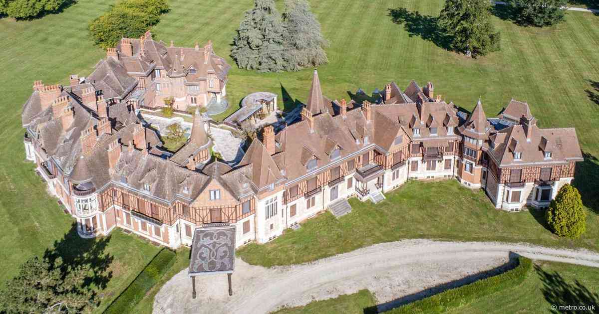 World’s most expensive house that belonged to a King is on sale for £363m