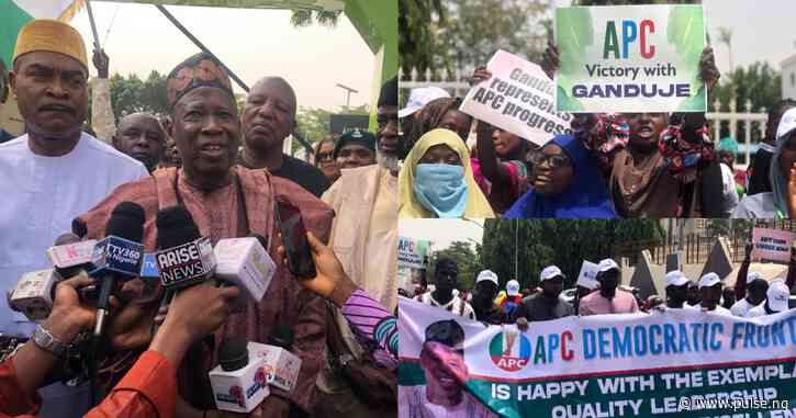 APC youths rallies support for Ganduje amid suspension as party chairman